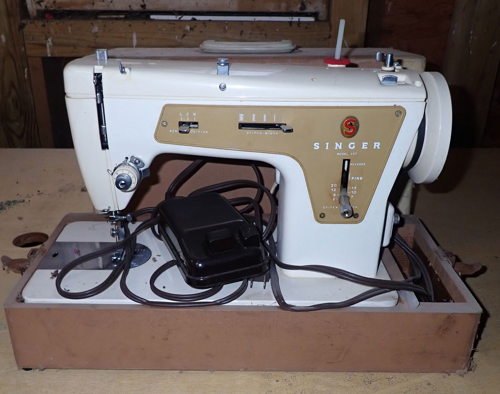 Singer BZB 60 8 Sewing Machine: NO in house shipping