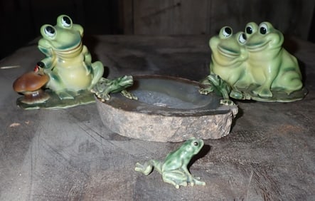 Frog Figurines incl Josef & Agate