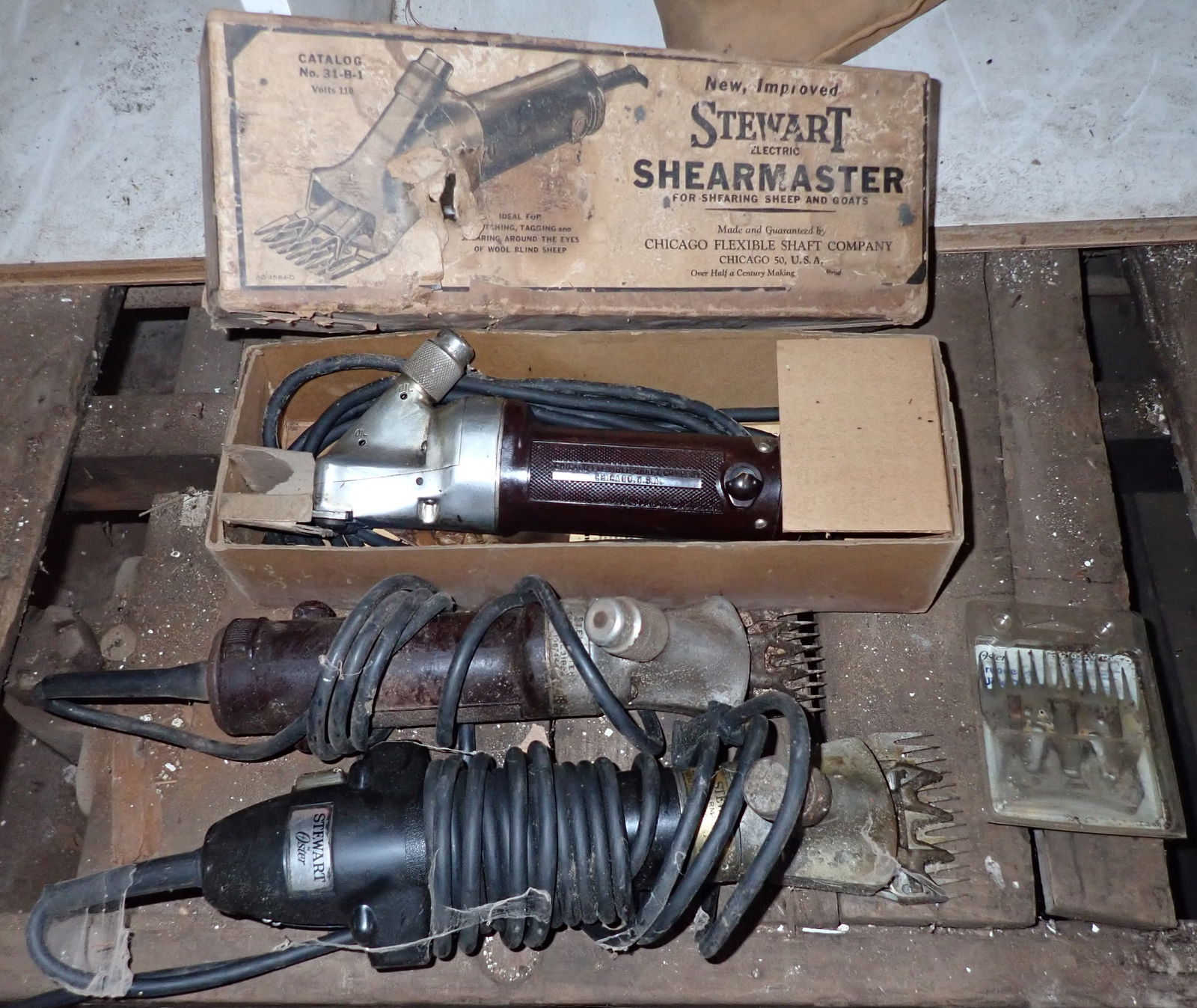 Stewart Shearmaster Oster Electric Shears (1 of 10)