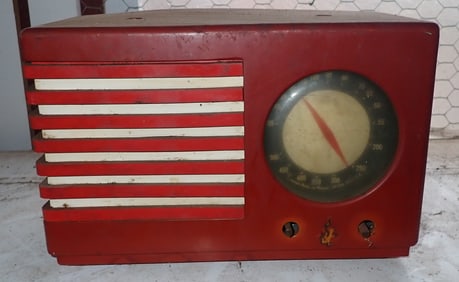 Emerson Bakelite Radio