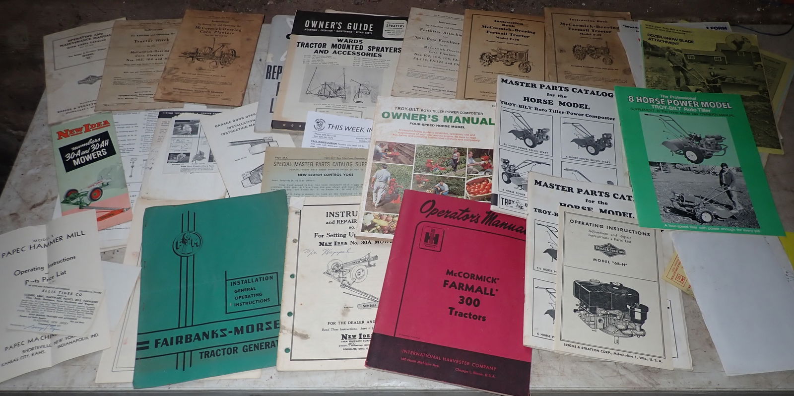 Tractor Manuals incl Farmall 300 McCormick F-12 F-20 (1 of 5)