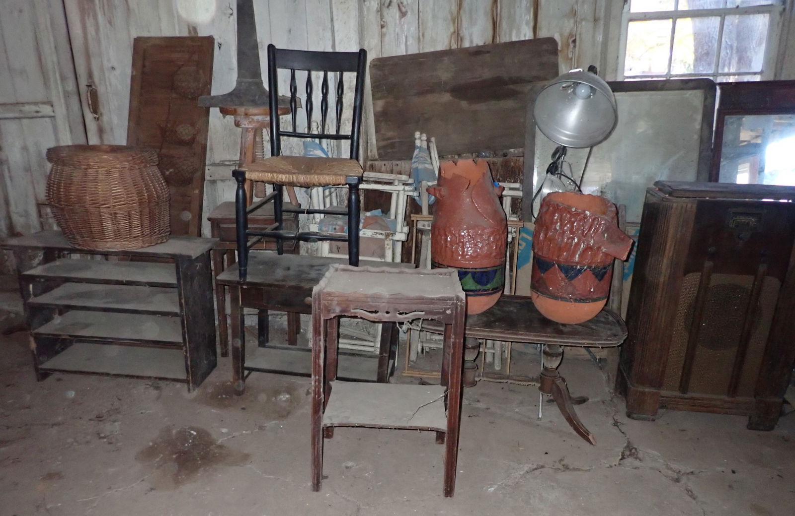 Lot of Furniture & Misc (1 of 7)