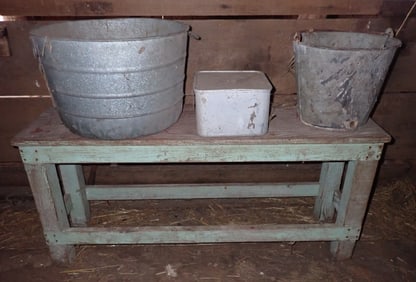 Bench w/ Galvanized Tubs & Aluminum Pan