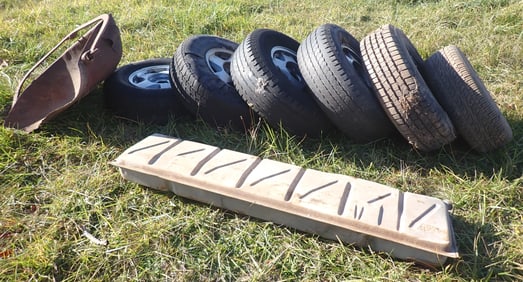 Tractor Scoop , Fuel Tank , Tires & Rims