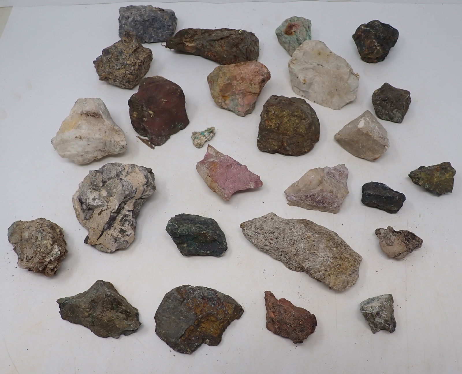 Purpurite , Chalcopyrite , Pyroxenite , & Misc (1 of 7)