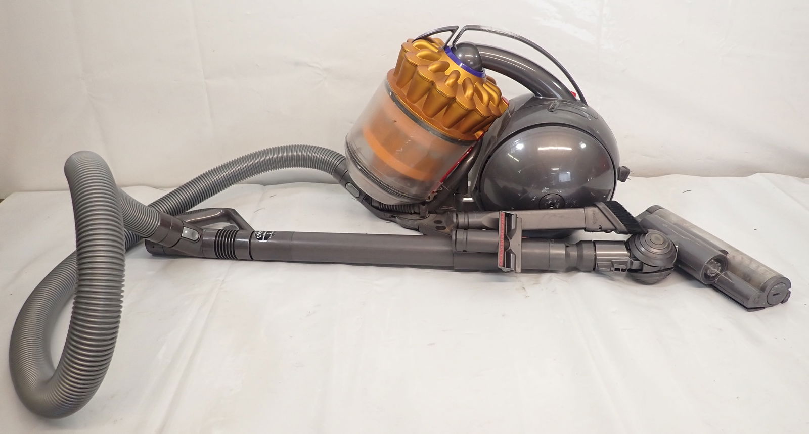 Dyson Vacuum Cleaner (1 of 3)