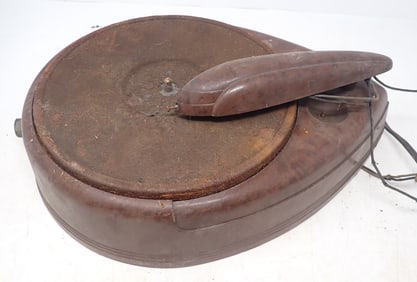 John Vassos GE Teardrop Phonograph / Turntable