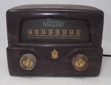 Mallory Bakelite Radio