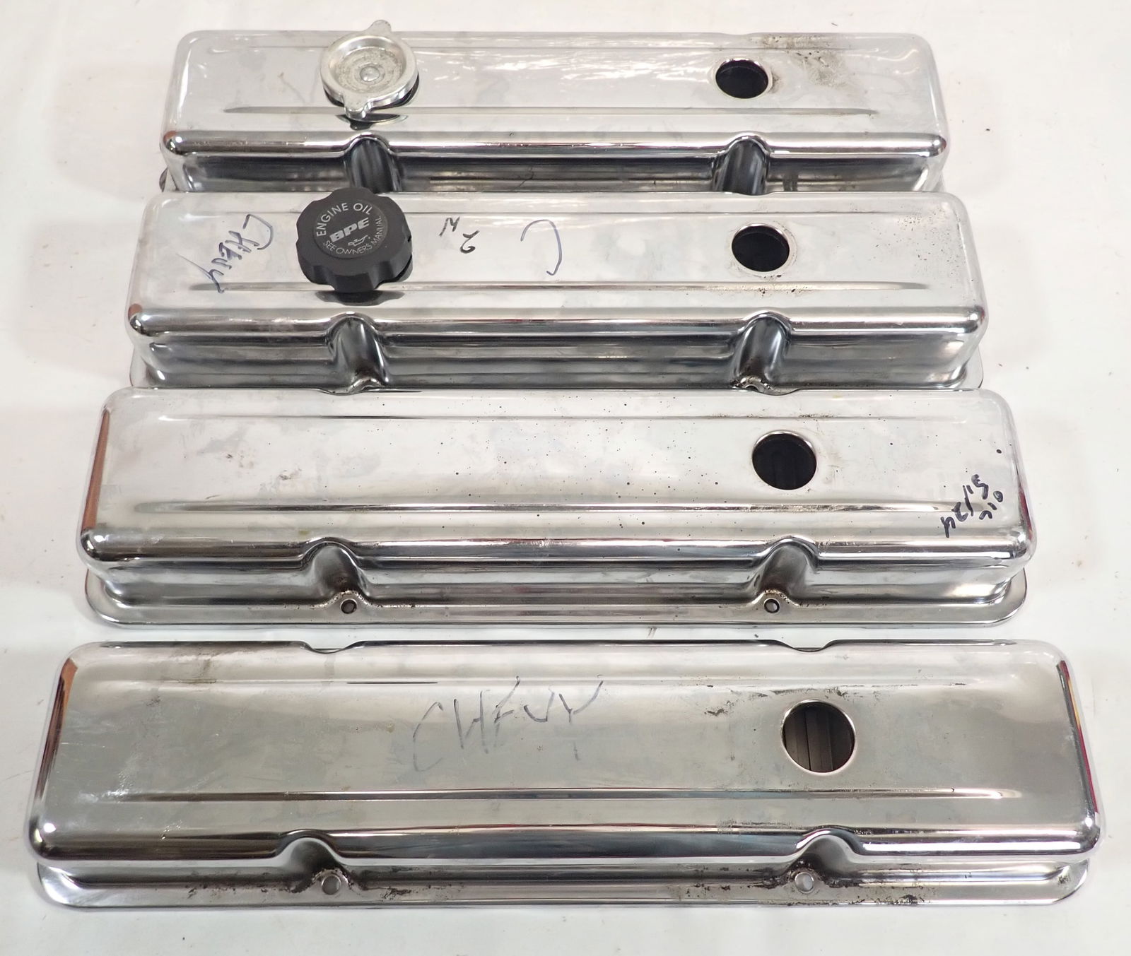Chevy Valve Covers (1 of 3)