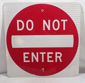 Do Not Enter Aluminum Street Sign