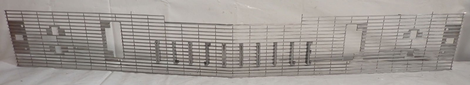 Oldsmobile Car Grill (1 of 1)