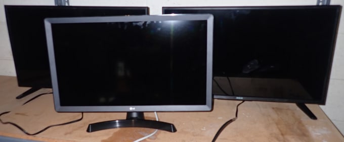 Televisions & Computer Monitor