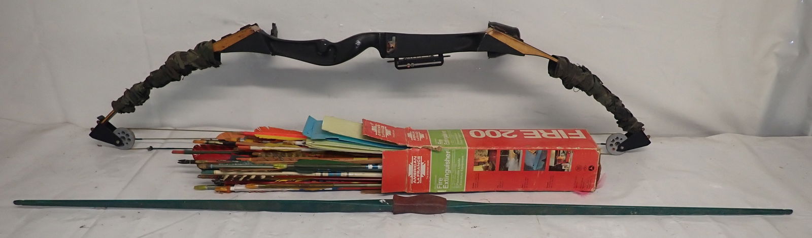 Jennings Compound Bow , Long Bow, & Arrows (1 of 2)