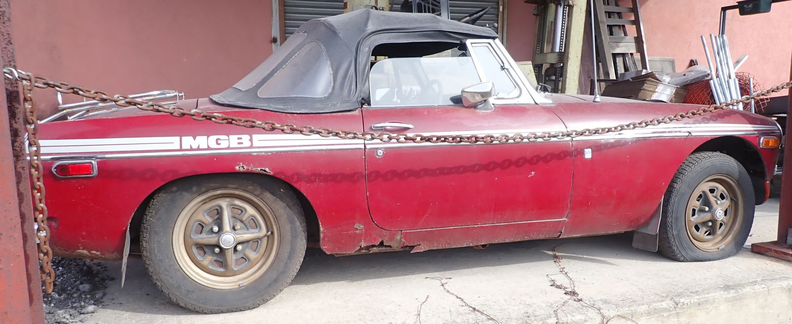 1974 MG MGB Convertible (1 of 20)