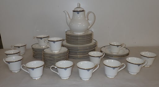 74 pcs. 1985 Royal Doulton Princeton China
