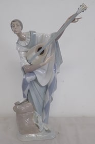 Lladro Troubadour in Love Statue