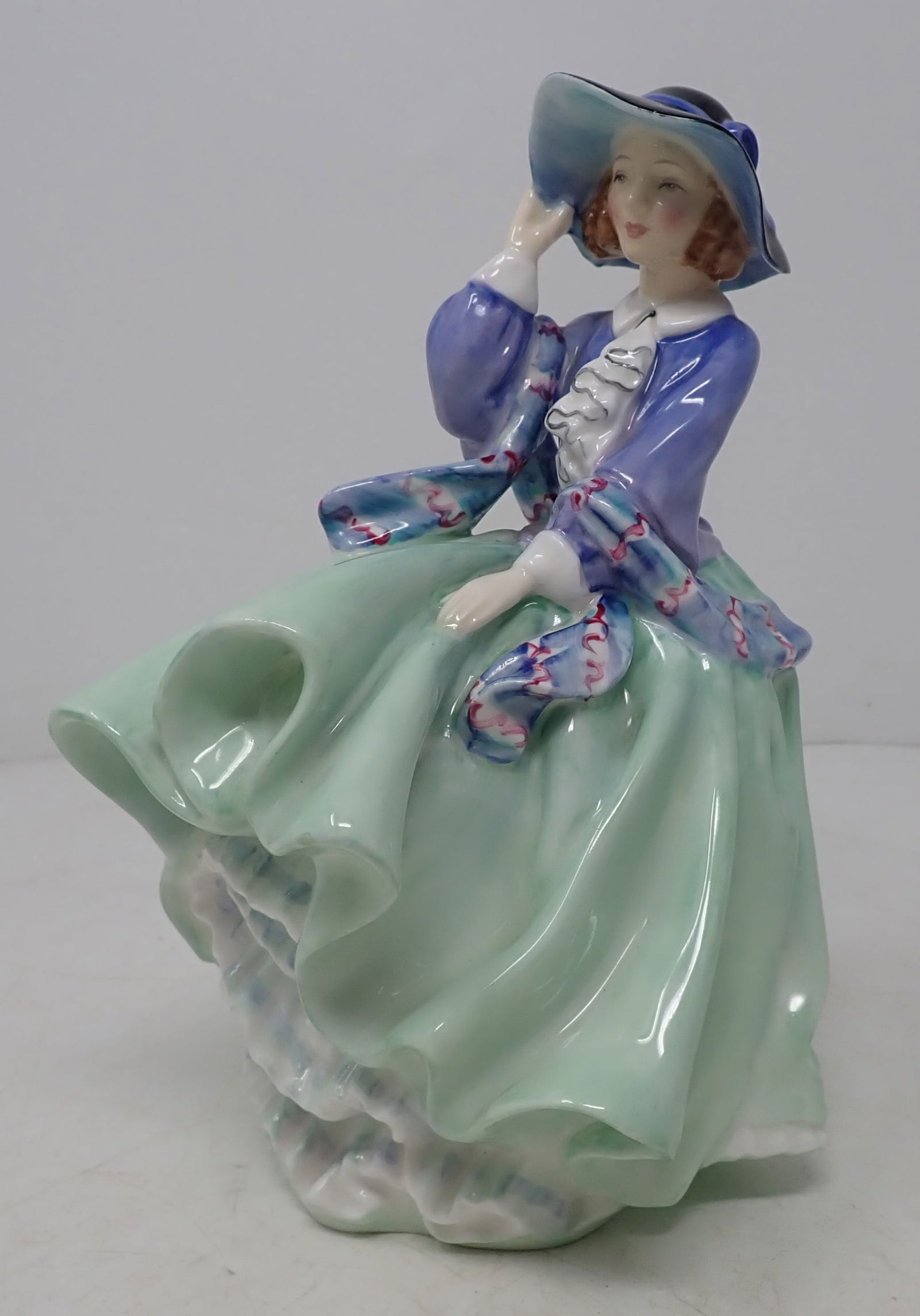 Royal Doulton Top o' The Hill Porcelain Figurine (1 of 3)