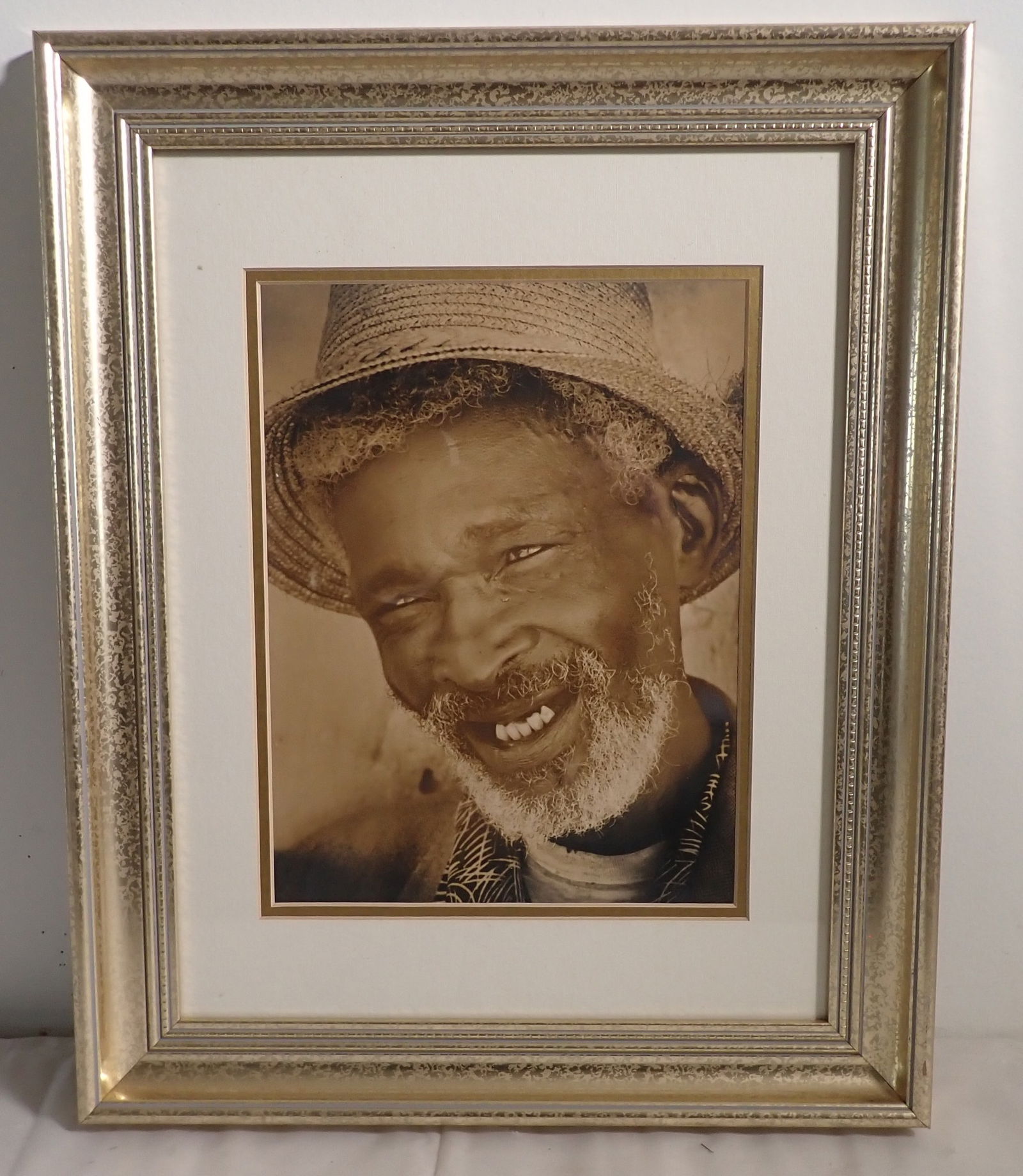 Framed Portrait: Approx 17 3/8" x 21 1/4". Shipping available ($25 handling charge, plus postage)