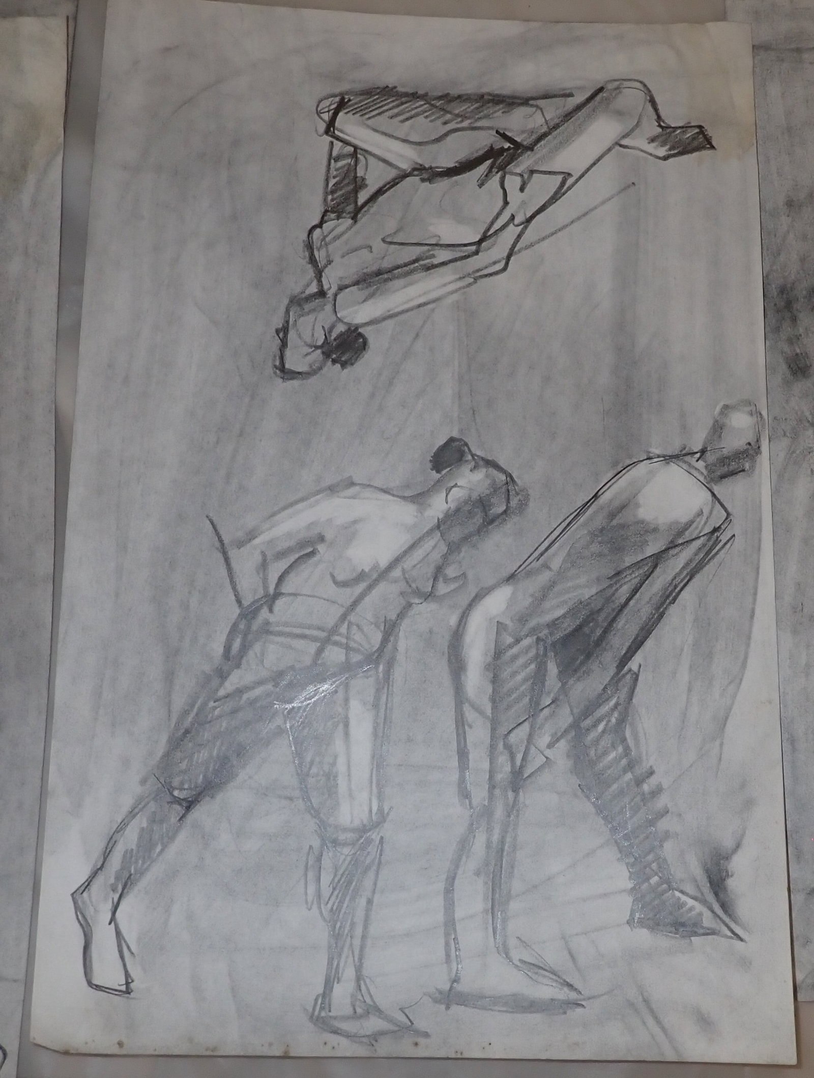 32 John Reilly Nude Sketches: Apprx 11" x 17". Shipping available