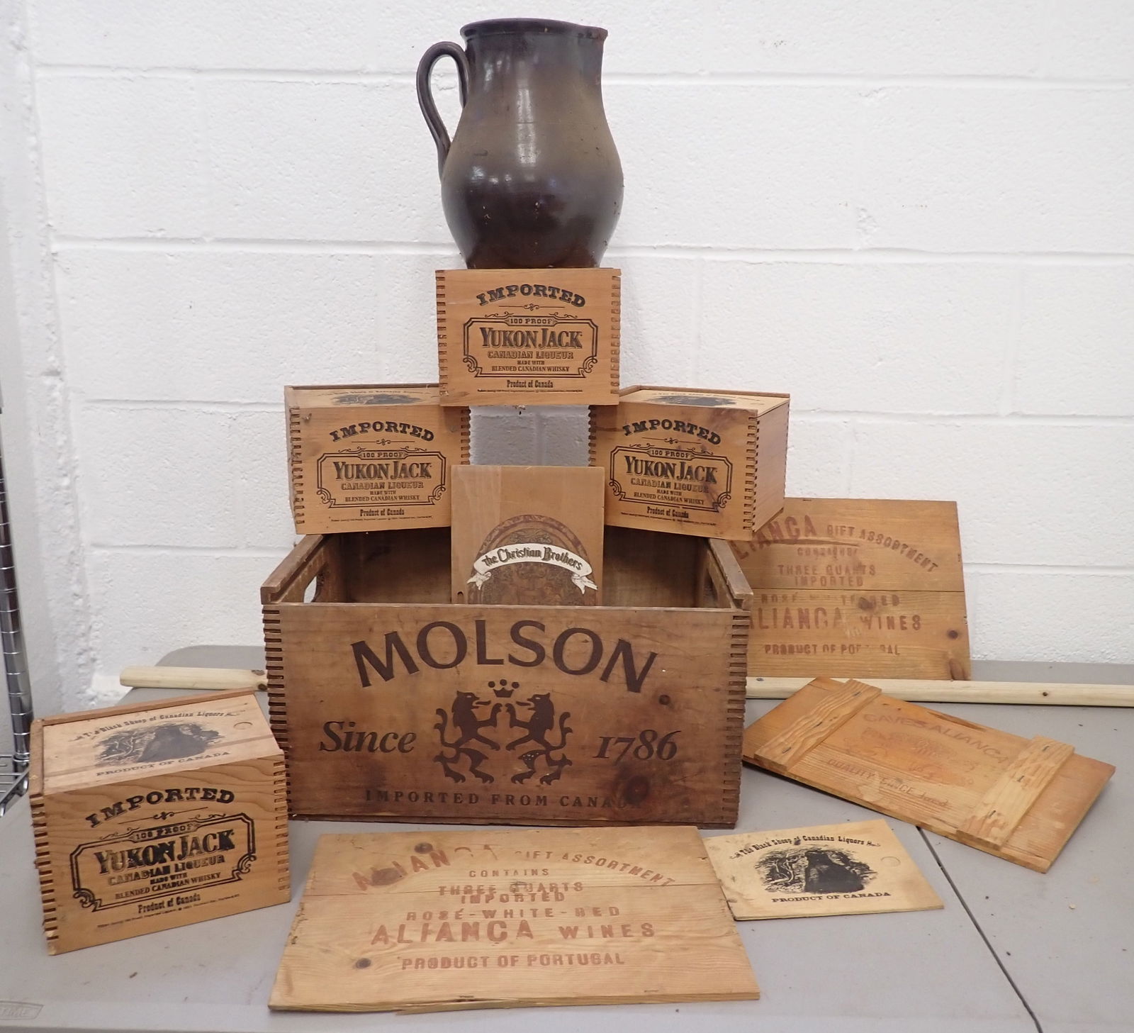 Molson & Yukon Jack Wooden Boxes (1 of 6)