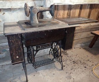 Singer Treadle Sewing Machine