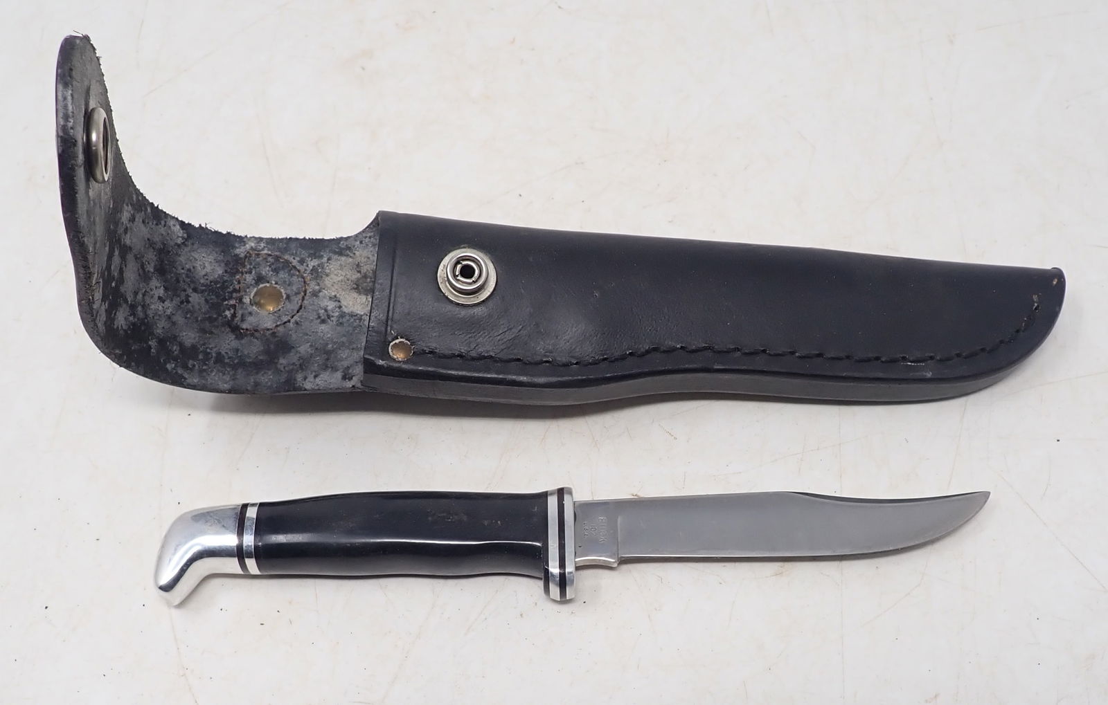 Buck 102 Fixed Blade Knife (1 of 4)