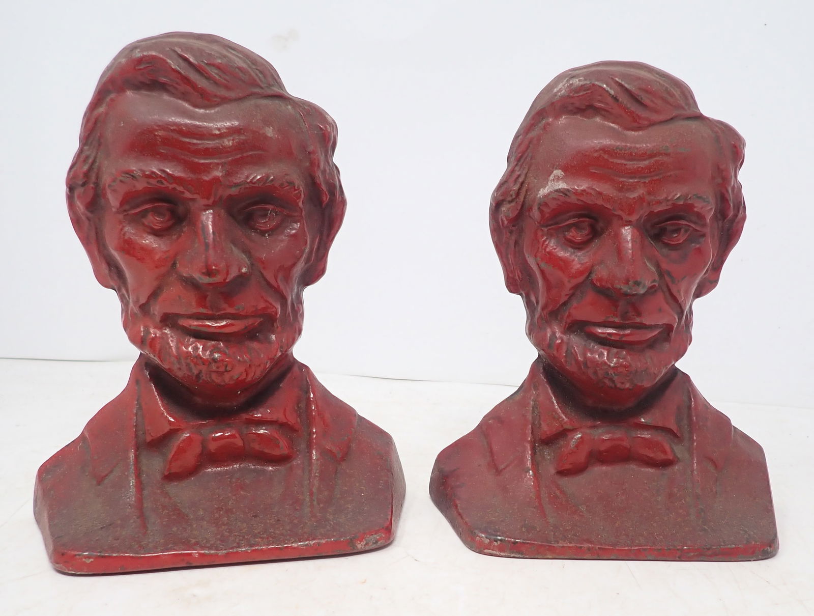 Cast Iron Abraham Lincoln Bookends: Apprx 5" X 6" tall. Shipping available