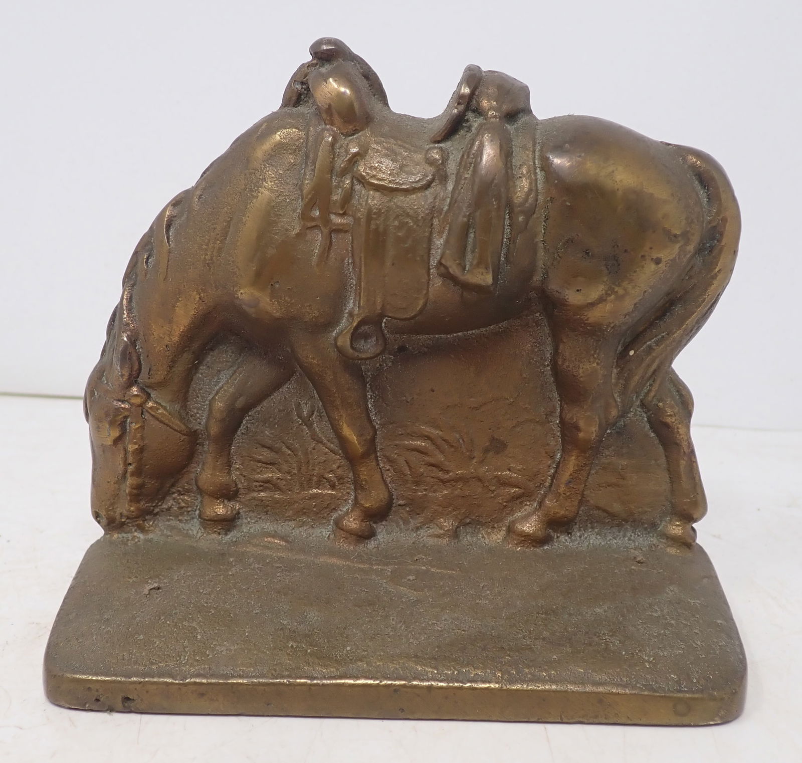 Pair of Bronze Horse Bookends: Approx 2" x 5 1/4" x 4 3/4" tall. Shipping available