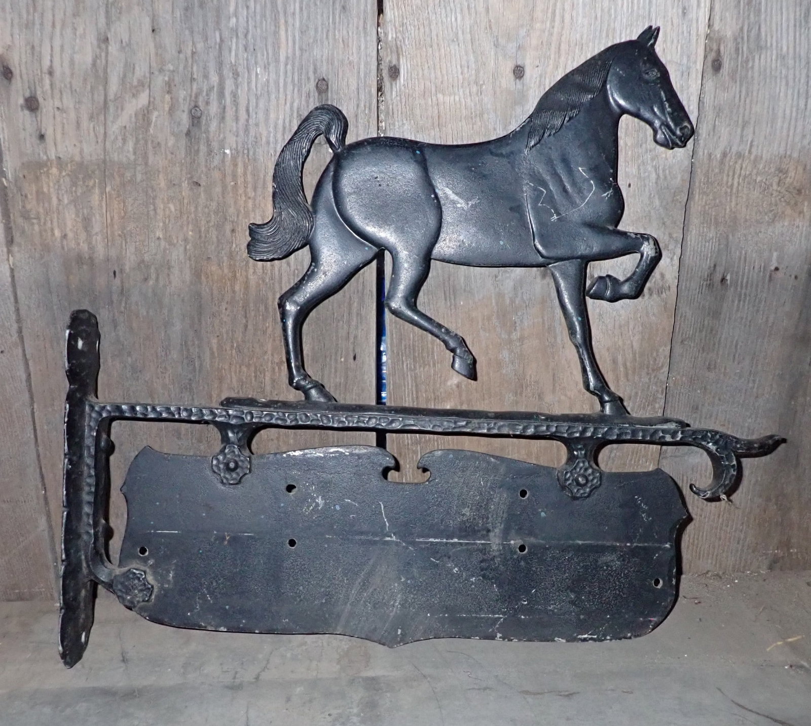 Aluminum Horse Name Plate: Apprx 18" x 19 1/2". Shipping available