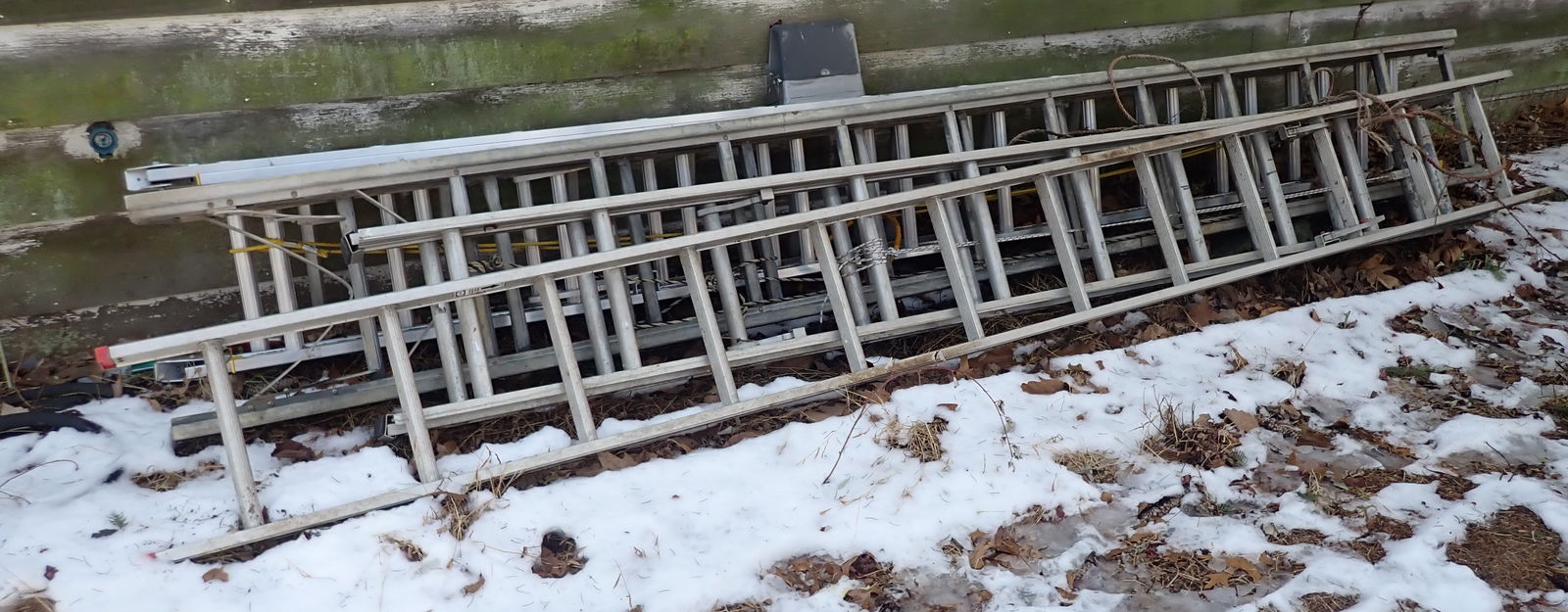 Aluminum Extension Ladders incl Werner (1 of 5)