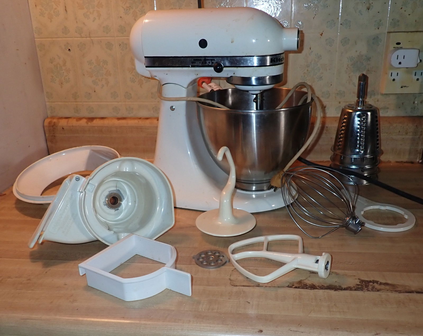 KitchenAid Mixer (1 of 5)