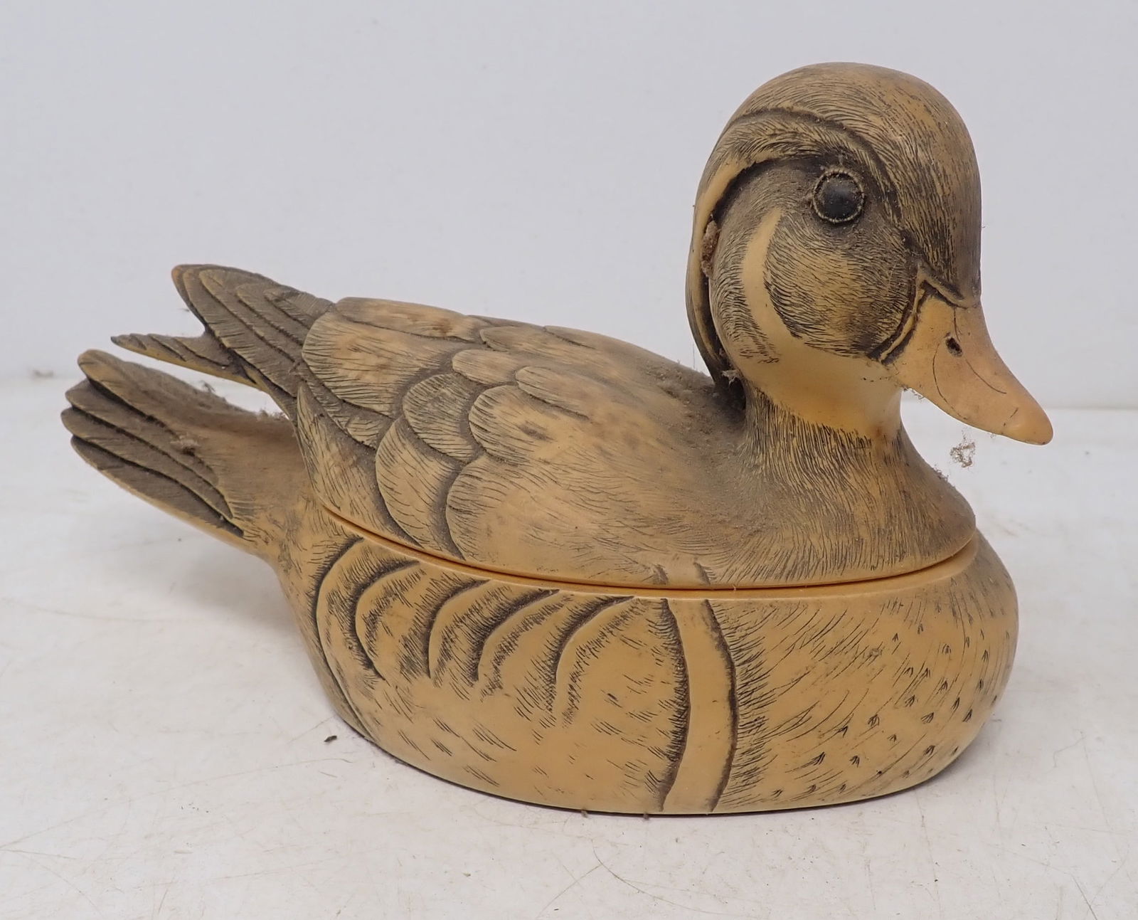 Artek Faux Scrimshaw Duck: Approx 7" long and 4 1/2" tall. Shipping available