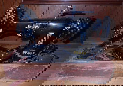 Pfaff 130 Sewing Machine