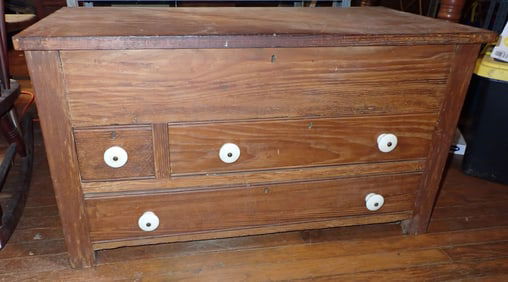 3 Drawer Blanket Chest
