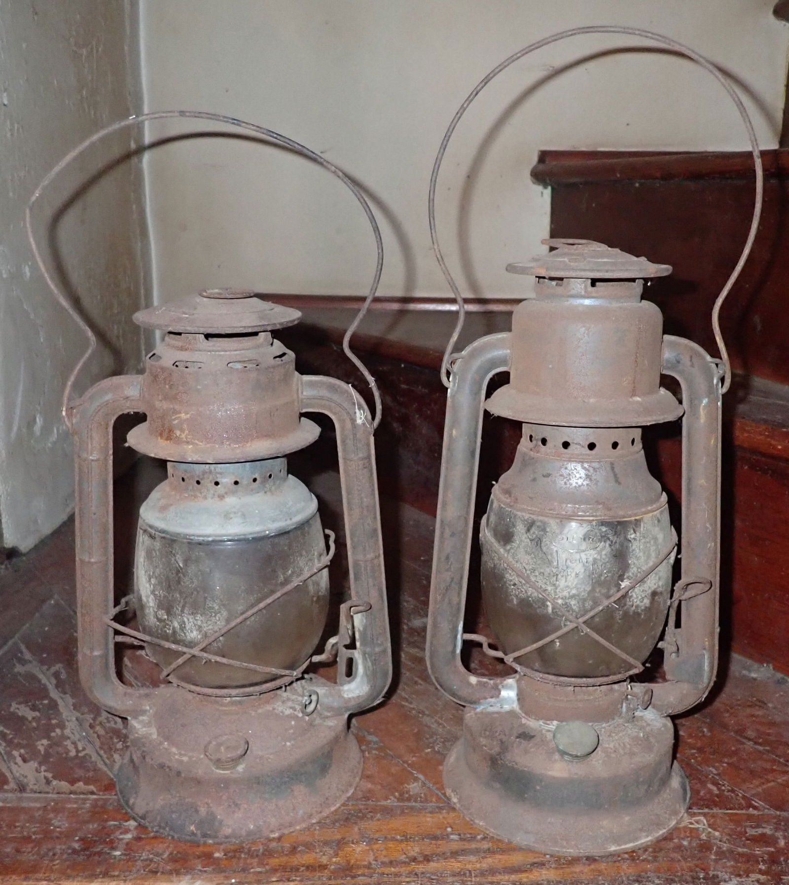 Dietz No. 2 D-Lite & Embury 160 Lanterns: Tallest is approx 14 1/2" tall. Shipping available