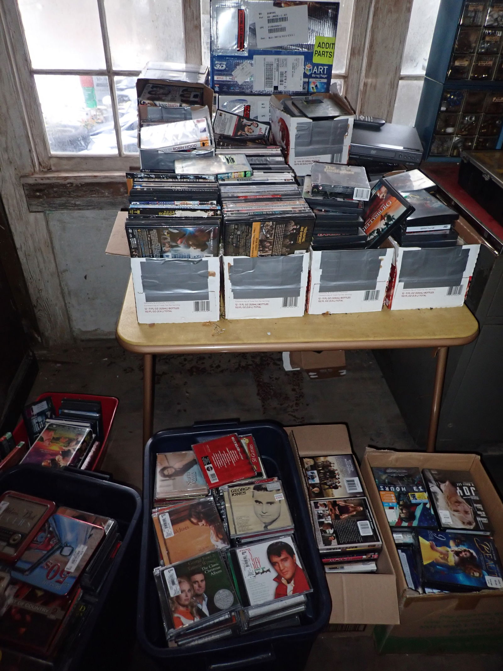 Large Lot of Cd's & Dvd's (1 of 11)