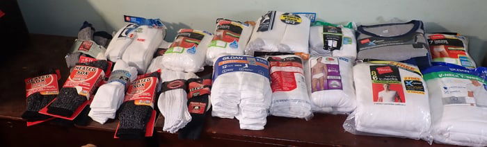 Mens Underwear , Shirts , & Socks w/ Tote
