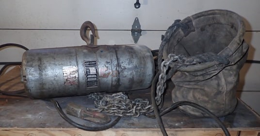 CM Lodestar 1 Ton Chain Hoist