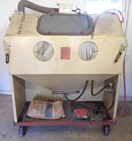 Empire EF-2448 Abrasive Blast Cabinet