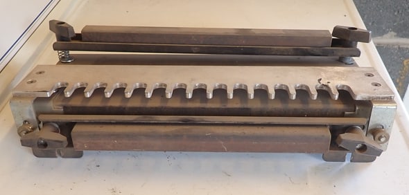 Porter Cable 4112 12" Dovetail Machine