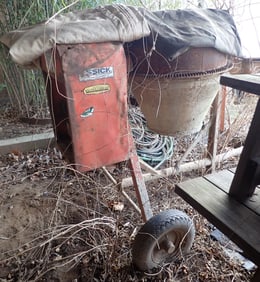 Essick Concrete Mixer