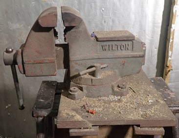 Wilton Swivel Bench Vise w/ 5" Jaws