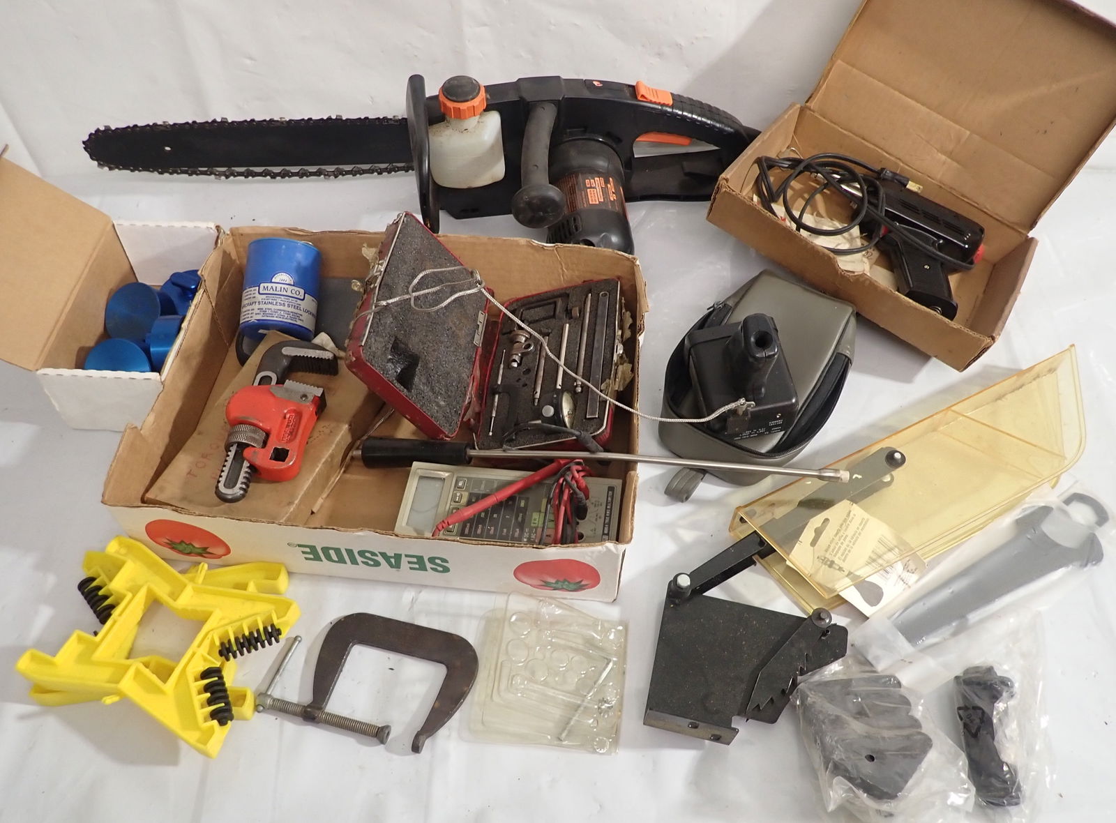 Electric Chainsaw , Torque Wrench Pipe Adapter & Misc (1 of 8)