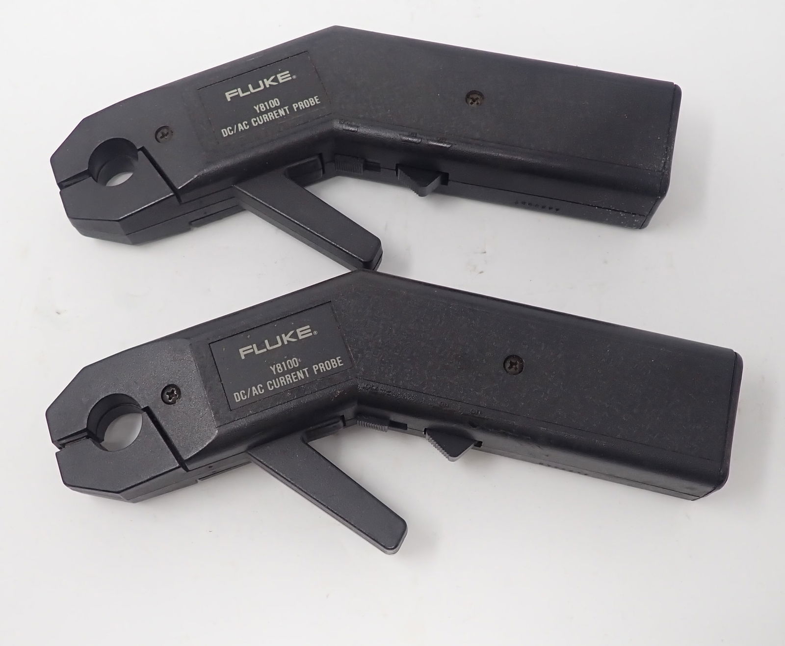 2 Fluke Y8100 DC/AC Current Probes: Shipping available