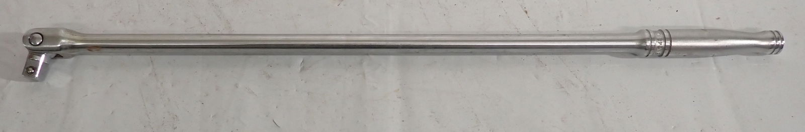 Snap-On SN24B 24" 1/2" Drive Breaker Bar (1 of 3)