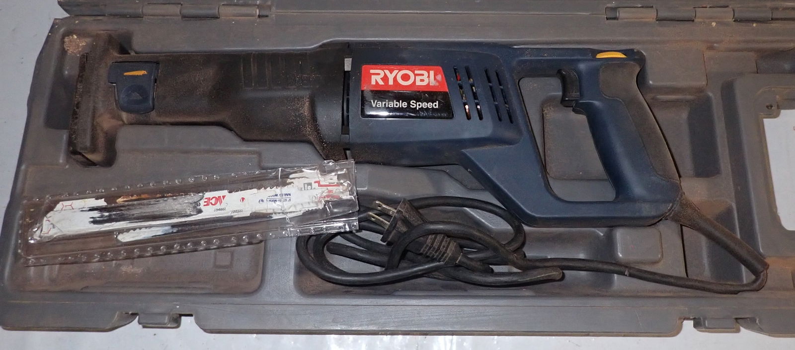 Ryobi Reciprocating Saw (1 of 1)