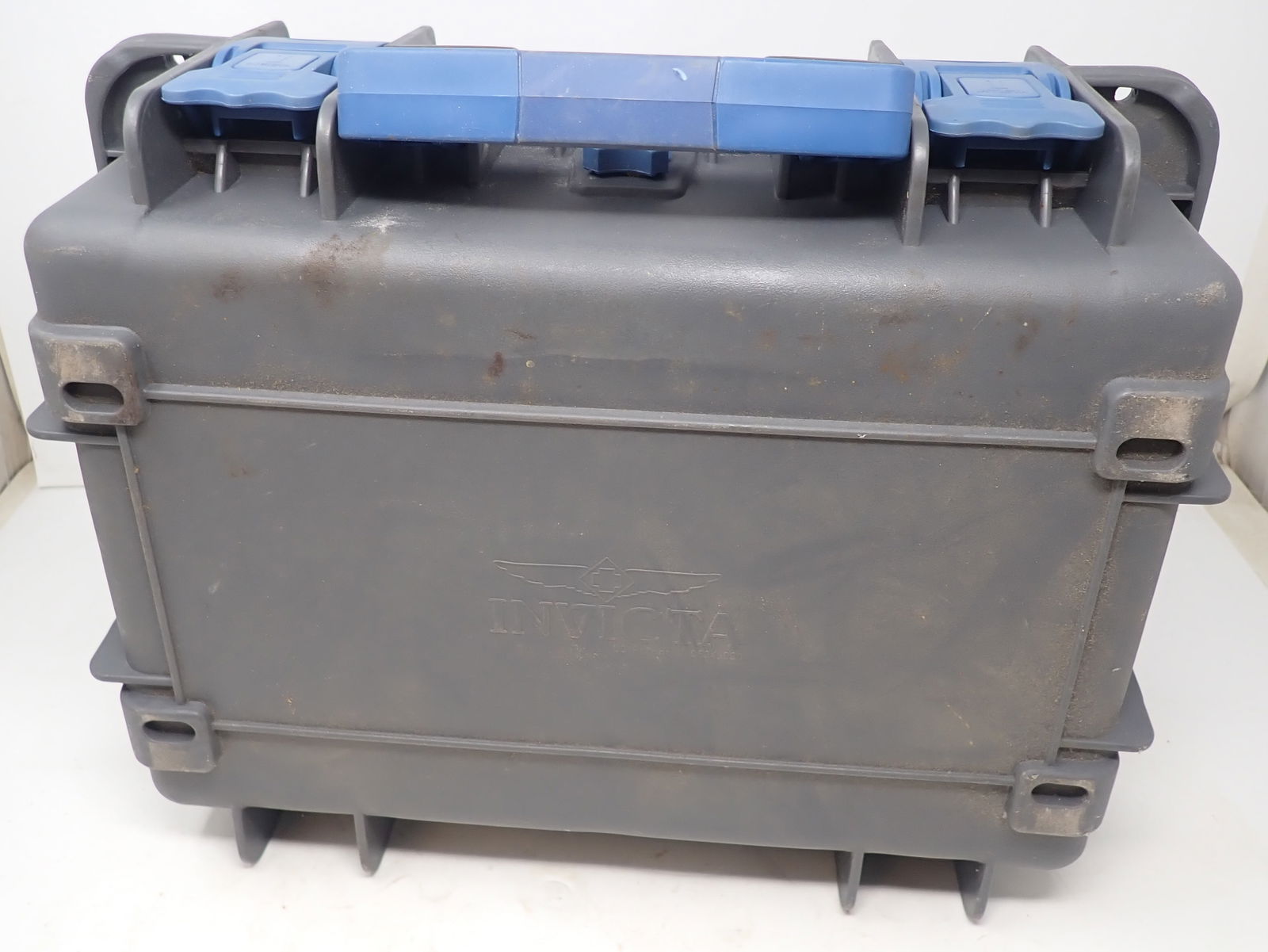 Invicta 8 Slot Watch Case - 3