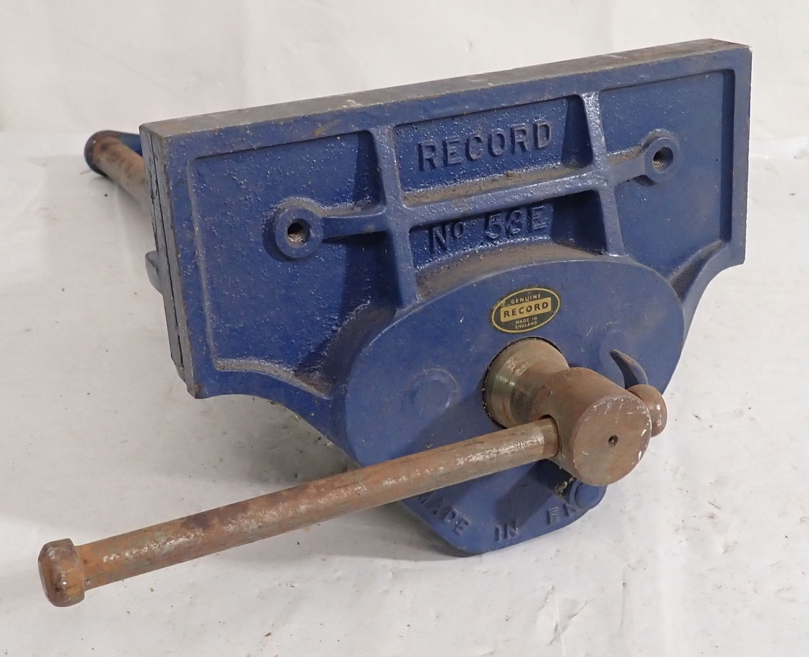 Record No. 53E Woodworkers Vise (1 of 4)