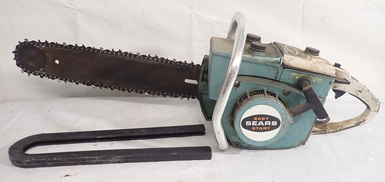 Sears Bolt Action Power Sharp Chainsaw (1 of 3)