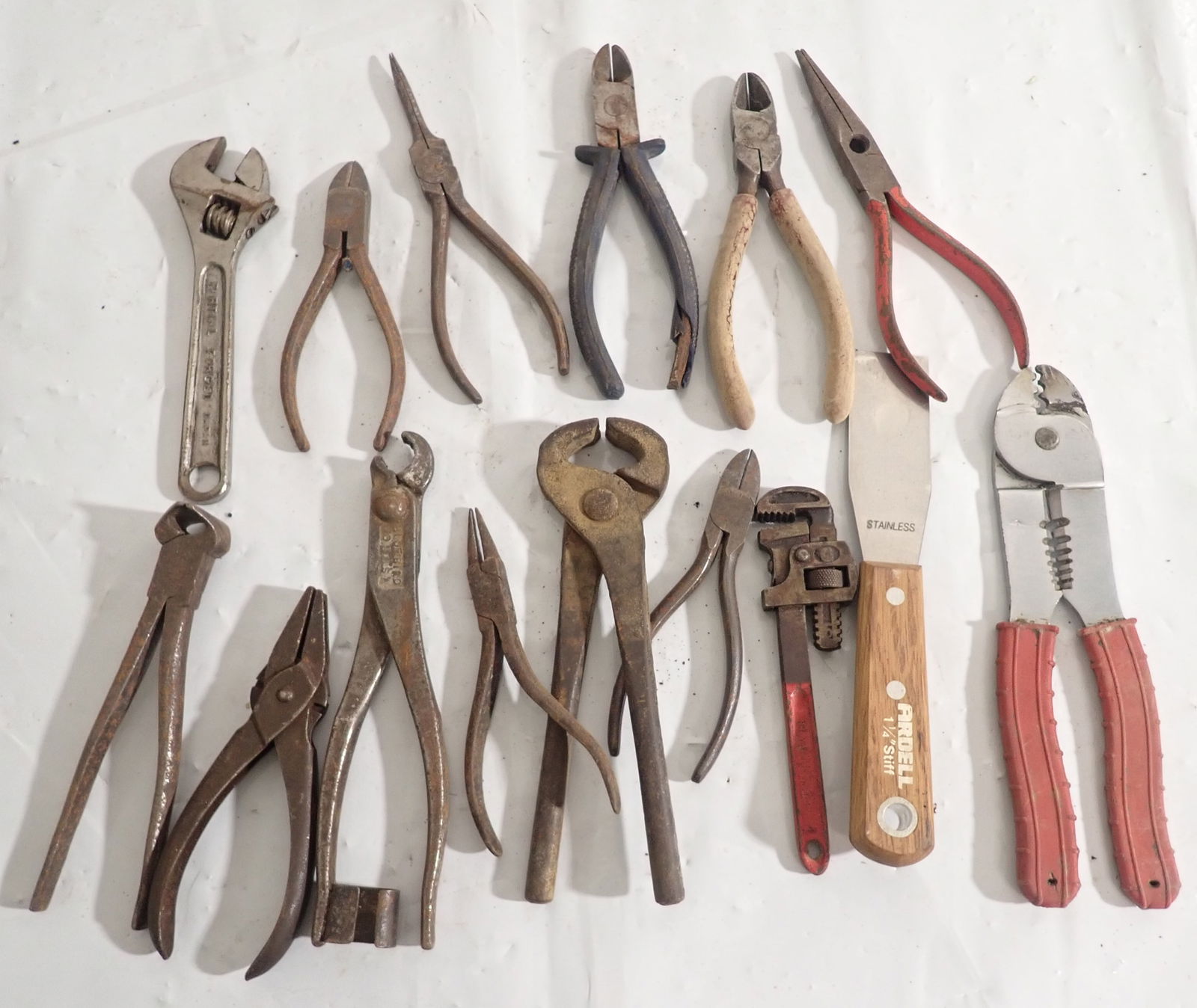 Pliers & Misc Tools (1 of 5)